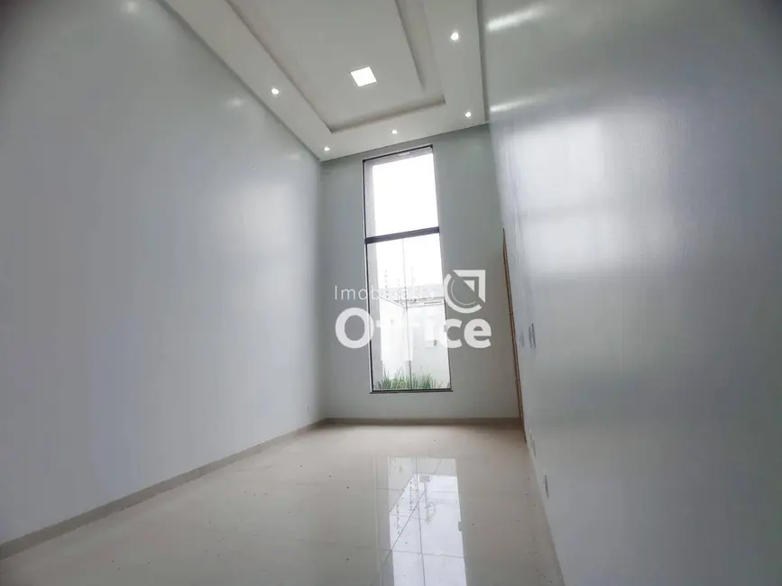 Foto 3 de Casa com 3 quartos à venda, 200m2 em Residencial Cerejeiras, Anapolis - GO