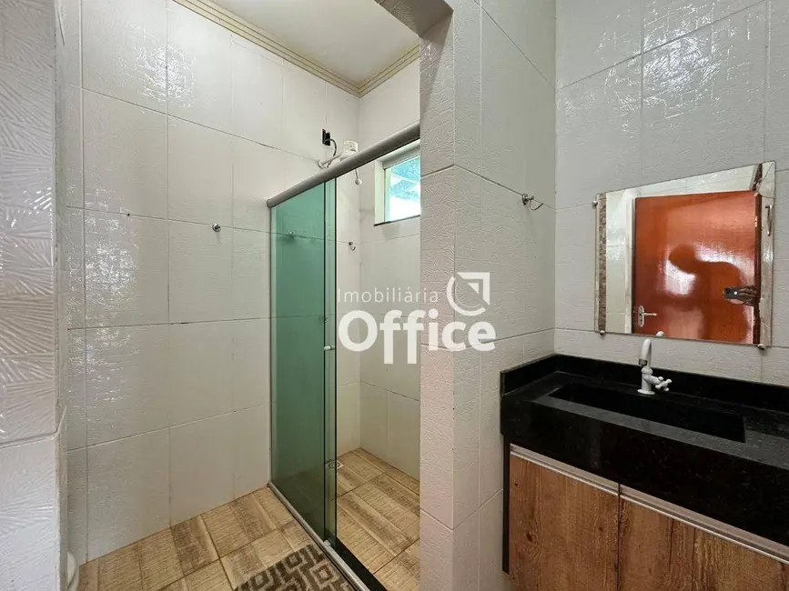 Foto 9 de Sobrado com 3 quartos à venda, 150m2 em Residencial Flor do Cerrado, Anapolis - GO