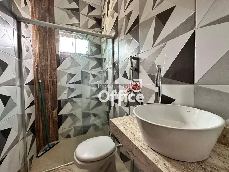 Foto 5 de Sobrado com 3 quartos à venda, 150m2 em Residencial Flor do Cerrado, Anapolis - GO