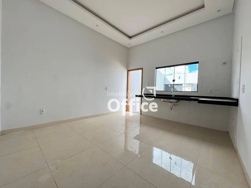 Foto 2 de Casa com 3 quartos à venda, 100m2 em Residencial Flamboyant, Anapolis - GO