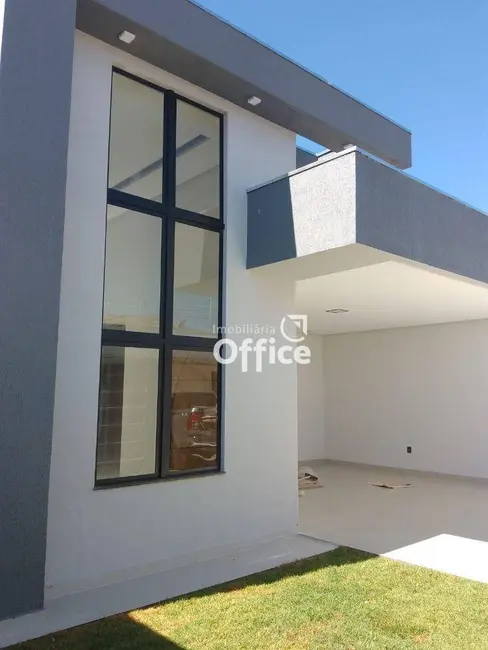 Foto 2 de Casa com 3 quartos à venda, 200m2 em Loteamento Residencial Verona, Anapolis - GO