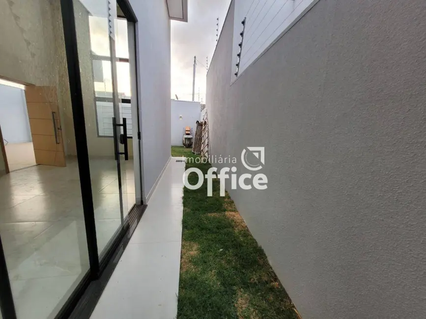 Foto 8 de Casa com 3 quartos à venda, 200m2 em Loteamento Residencial Verona, Anapolis - GO