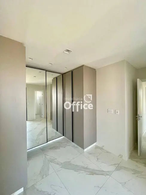 Foto 4 de Apartamento com 3 quartos à venda, 83m2 em Jundiaí, Anapolis - GO