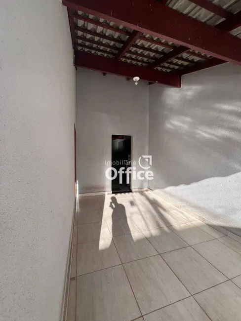 Casa com 3 quartos à venda, 150m2 em Parque Brasília 2ª Etapa, Anapolis - GO - imagem 2 Foto 2 de Casa com 3 quartos à venda, 150m2 em Parque Brasília 2ª Etapa, Anapolis - GO