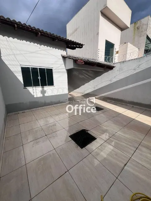 Casa com 3 quartos à venda, 150m2 em Parque Brasília 2ª Etapa, Anapolis - GO - imagem 1 Foto 1 de Casa com 3 quartos à venda, 150m2 em Parque Brasília 2ª Etapa, Anapolis - GO