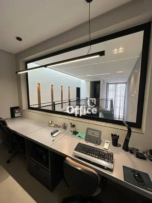 Sobrado com 4 quartos à venda, 360m2 em Anapolis - GO - imagem 7 Foto 7 de Sobrado com 4 quartos à venda, 360m2 em Anapolis - GO