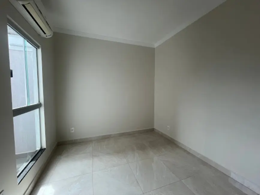 Foto 6 de Casa com 3 quartos à venda, 200m2 em Residencial Vale do Sol, Anapolis - GO