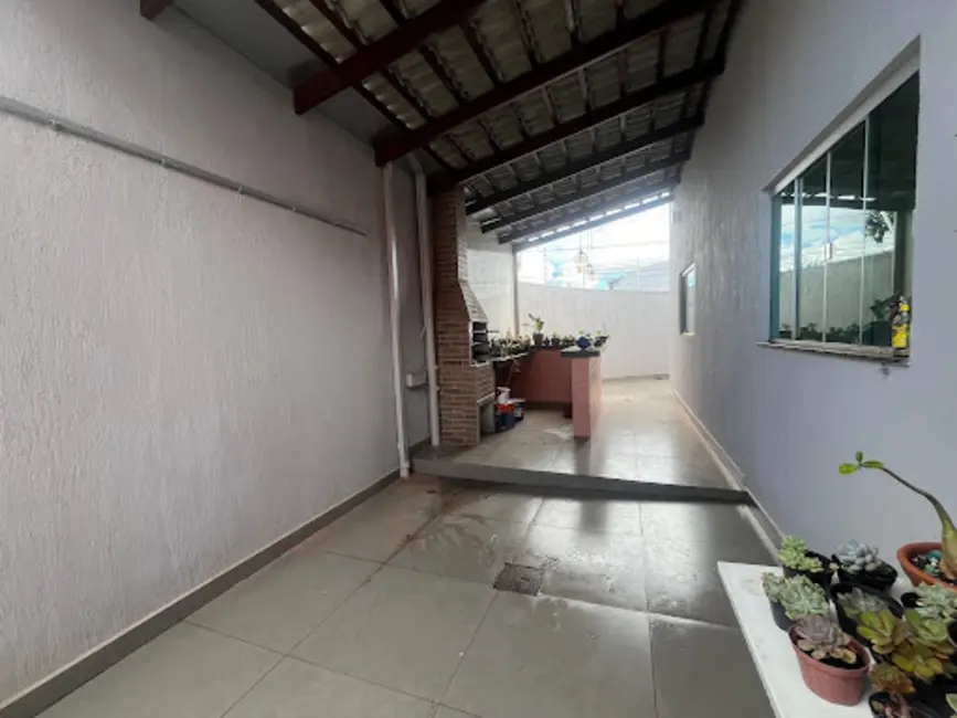 Foto 4 de Casa com 3 quartos à venda, 200m2 em Residencial Vale do Sol, Anapolis - GO