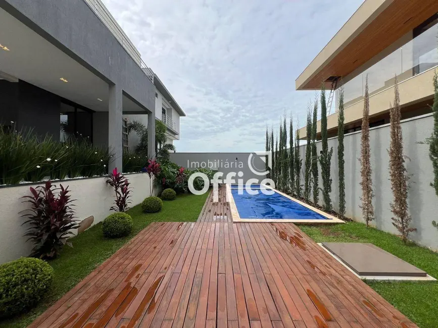 Foto 8 de Sobrado com 4 quartos à venda, 490m2 em Residencial Anaville, Anapolis - GO