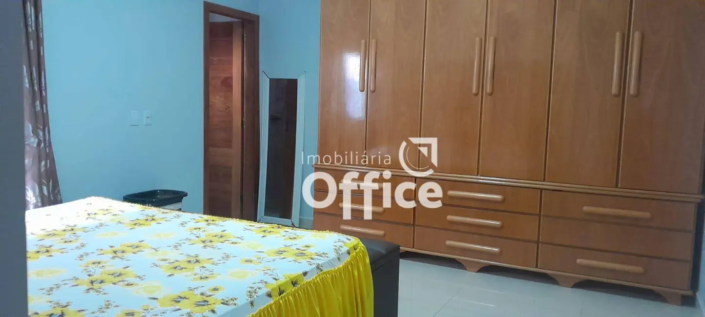 Casa com 3 quartos à venda, 192m2 em Anapolis - GO - imagem 9 Foto 9 de Casa com 3 quartos à venda, 192m2 em Anapolis - GO