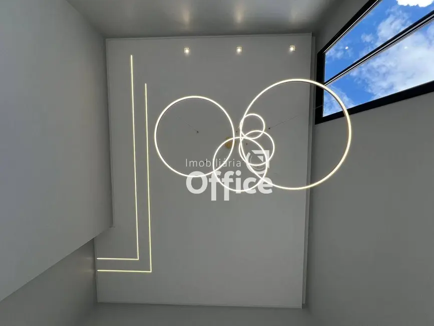 Foto 6 de Casa de Condomínio com 4 quartos à venda, 360m2 em Residencial Ayrton Senna, Anapolis - GO