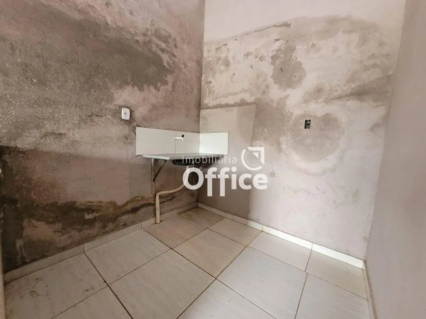 Foto 4 de Kitnet com 1 quarto à venda, 150m2 em Residencial Dom Emanoel, Anapolis - GO