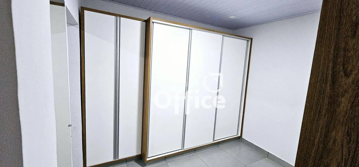 Foto 8 de Casa com 2 quartos à venda, 258m2 em Vila Jaiara, Anapolis - GO