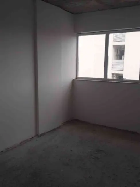 Sala Comercial à venda, 30m2 em Setor Central, Anapolis - GO - imagem 7 Foto 7 de Sala Comercial à venda, 30m2 em Setor Central, Anapolis - GO