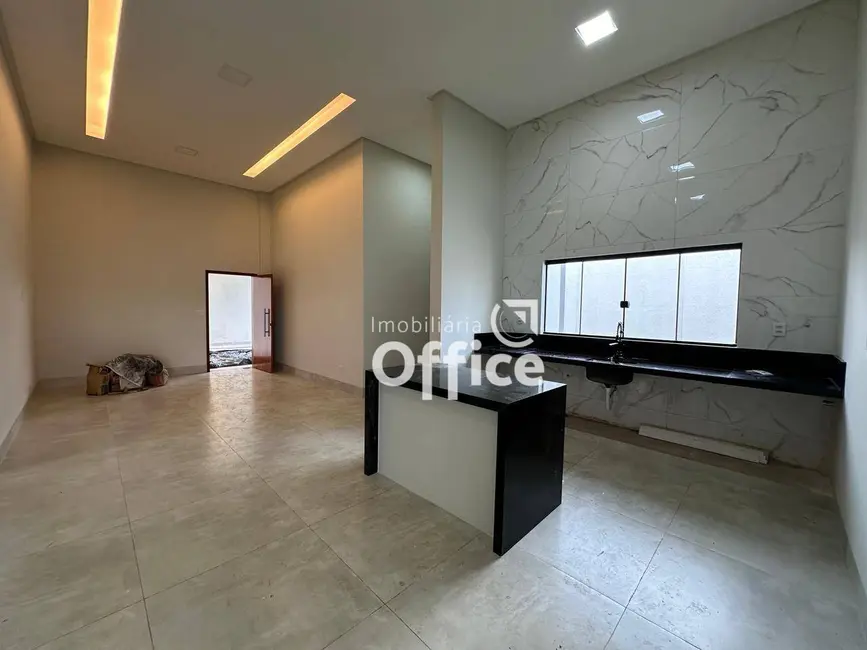 Foto 1 de Casa com 3 quartos à venda, 250m2 em Anapolis - GO