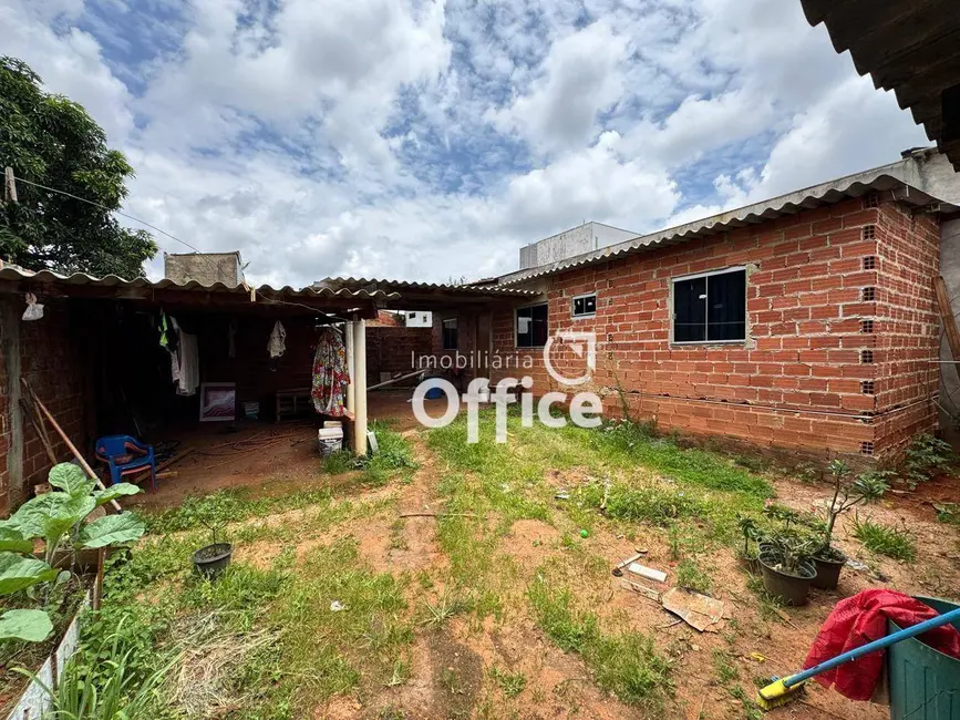 Foto 2 de Terreno / Lote à venda, 540m2 em Vila Jaiara, Anapolis - GO