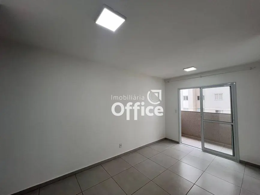 Foto 4 de Apartamento com 2 quartos para alugar, 56m2 em Vila Santa Maria, Anapolis - GO