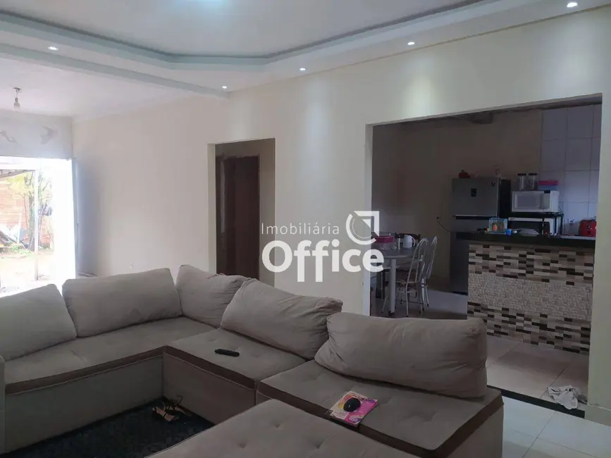 Sobrado com 4 quartos à venda, 300m2 em Residencial Palmeiras, Anapolis - GO - imagem 8 Foto 8 de Sobrado com 4 quartos à venda, 300m2 em Residencial Palmeiras, Anapolis - GO