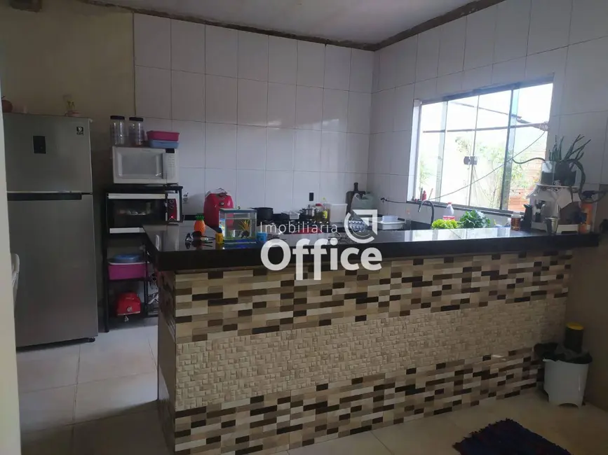Sobrado com 4 quartos à venda, 300m2 em Residencial Palmeiras, Anapolis - GO - imagem 3 Foto 3 de Sobrado com 4 quartos à venda, 300m2 em Residencial Palmeiras, Anapolis - GO