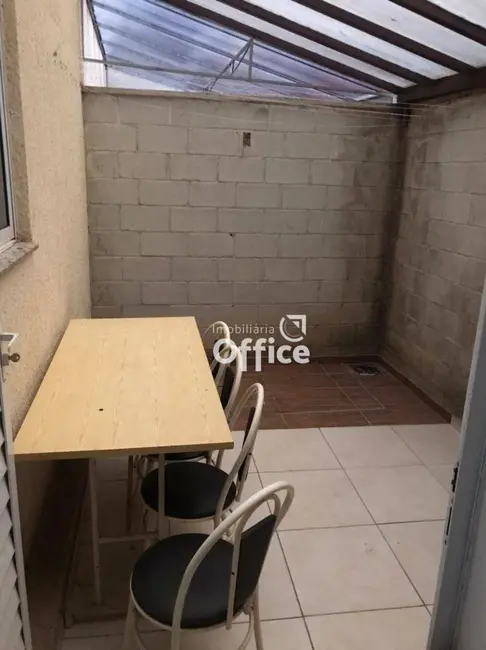 Foto 3 de Apartamento com 2 quartos à venda, 48m2 em Calixtolândia, Anapolis - GO