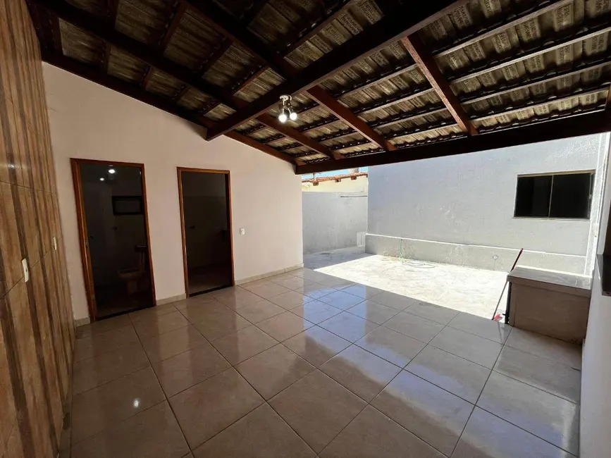 Foto 4 de Casa com 3 quartos à venda, 240m2 em Jardim Ana Paula, Anapolis - GO