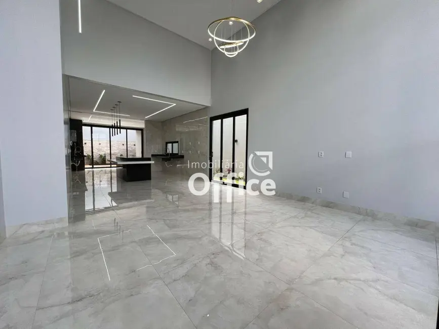 Foto 5 de Casa com 3 quartos à venda, 300m2 em Parque Brasília 2ª Etapa, Anapolis - GO