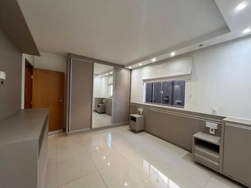 Foto 9 de Casa com 3 quartos à venda e para alugar, 209m2 em Jardim Europa, Anapolis - GO