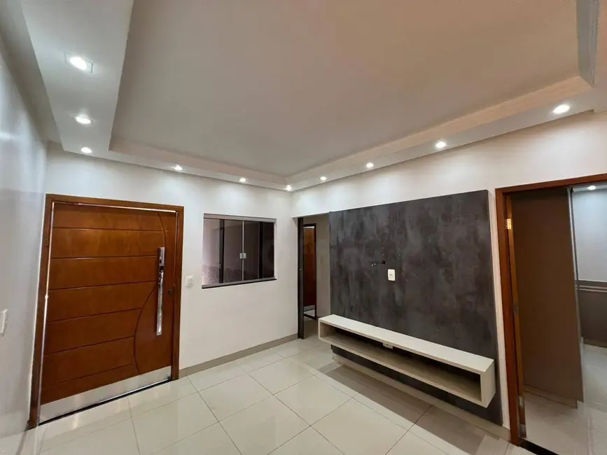 Foto 4 de Casa com 3 quartos à venda e para alugar, 209m2 em Jardim Europa, Anapolis - GO