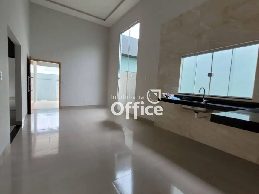 Foto 5 de Casa com 3 quartos à venda, 300m2 em Parque das Primaveras, Anapolis - GO