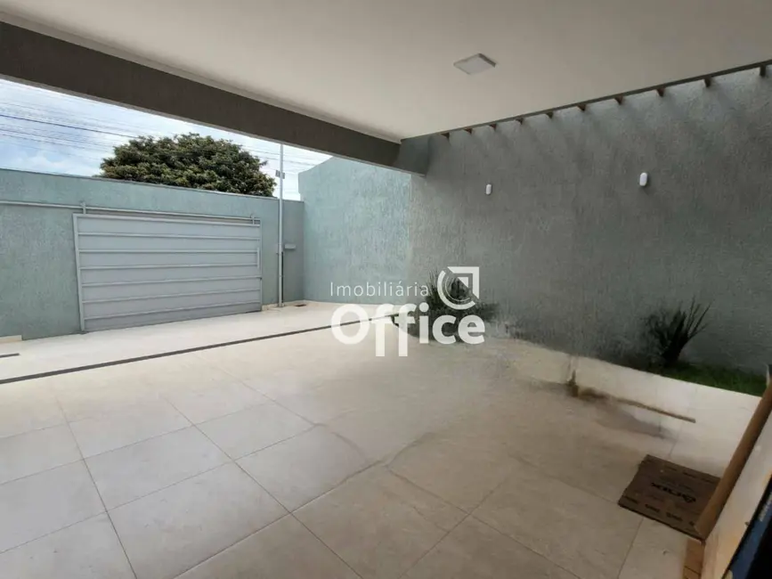 Foto 3 de Casa com 3 quartos à venda, 300m2 em Parque das Primaveras, Anapolis - GO