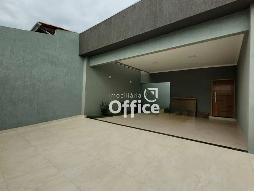 Foto 2 de Casa com 3 quartos à venda, 300m2 em Parque das Primaveras, Anapolis - GO