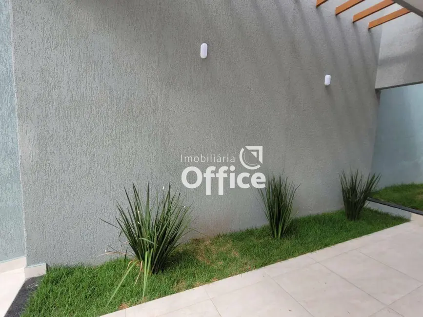 Foto 4 de Casa com 3 quartos à venda, 300m2 em Parque das Primaveras, Anapolis - GO
