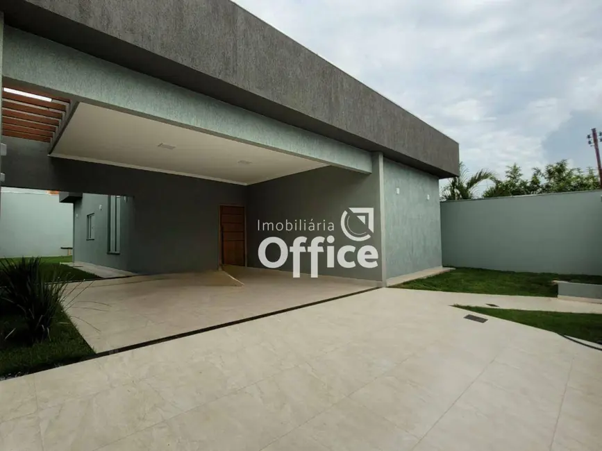 Foto 1 de Casa com 3 quartos à venda, 300m2 em Parque das Primaveras, Anapolis - GO