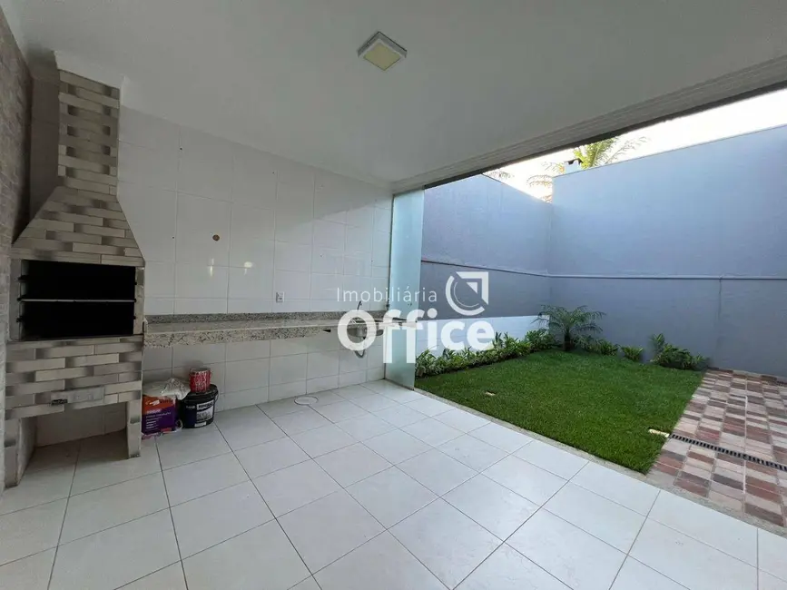 Foto 8 de Casa de Condomínio com 3 quartos à venda, 200m2 em Chácaras Colorado, Anapolis - GO