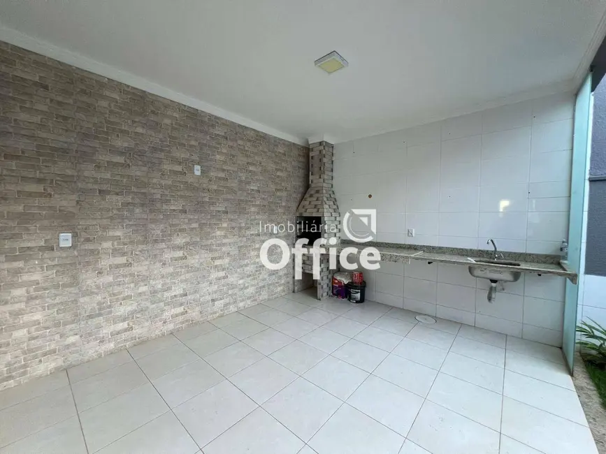 Foto 7 de Casa de Condomínio com 3 quartos à venda, 200m2 em Chácaras Colorado, Anapolis - GO