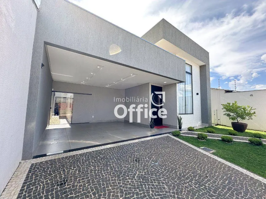 Foto 2 de Casa com 3 quartos à venda, 300m2 em Parque Brasília 2ª Etapa, Anapolis - GO
