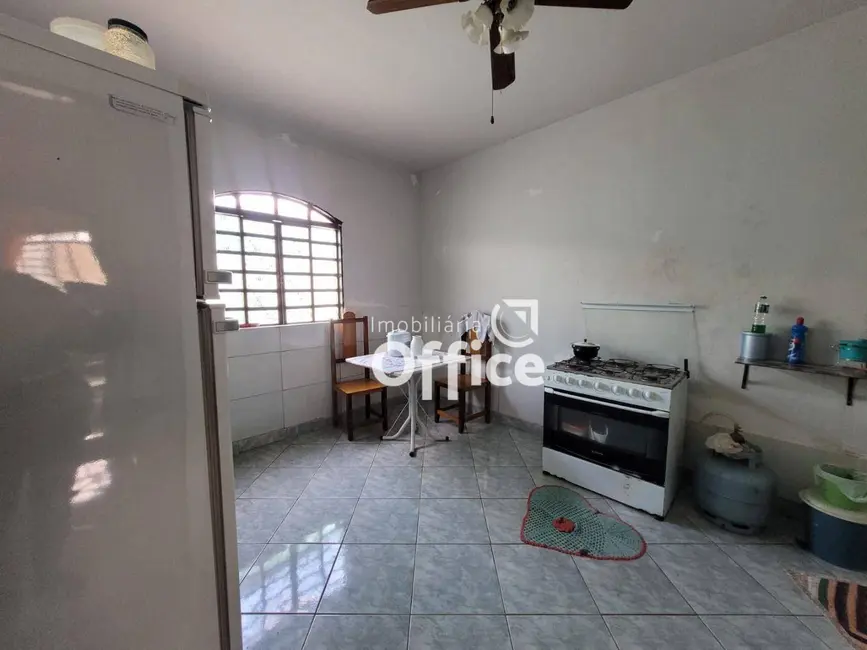 Foto 6 de Casa com 3 quartos à venda, 300m2 em Parque das Primaveras, Anapolis - GO