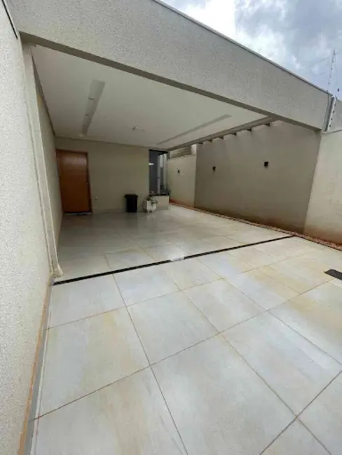 Casa com 3 quartos à venda, 150m2 em Anapolis - GO - imagem 2 Foto 2 de Casa com 3 quartos à venda, 150m2 em Anapolis - GO