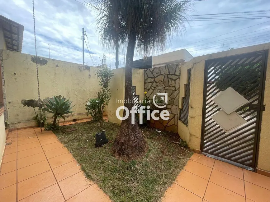Casa com 4 quartos à venda, 320m2 em Alvorada, Anapolis - GO - imagem 5 Foto 5 de Casa com 4 quartos à venda, 320m2 em Alvorada, Anapolis - GO