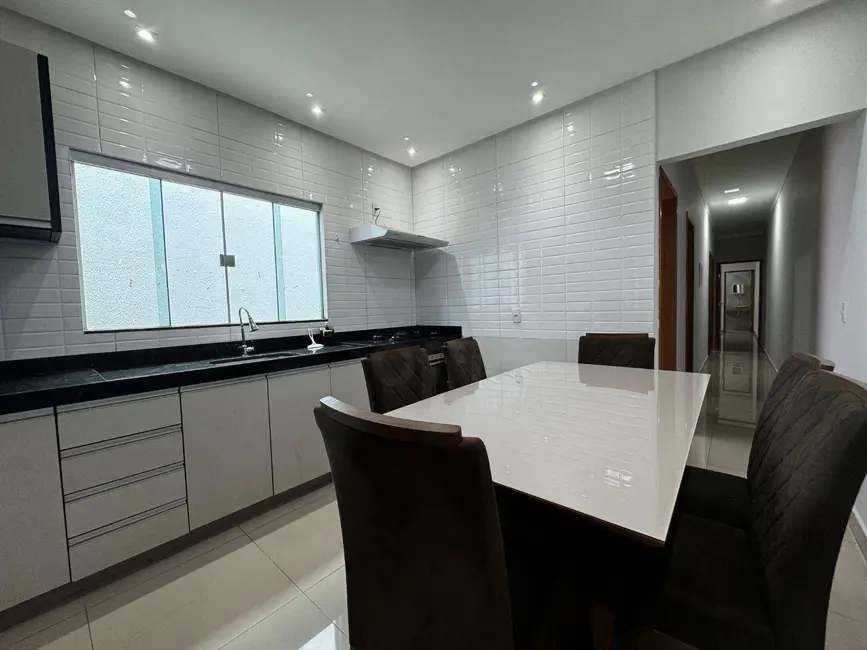 Foto 6 de Casa com 3 quartos para alugar, 180m2 em Recanto do Sol, Anapolis - GO