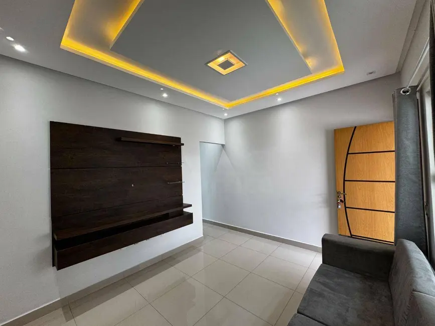 Foto 3 de Casa com 3 quartos para alugar, 180m2 em Recanto do Sol, Anapolis - GO