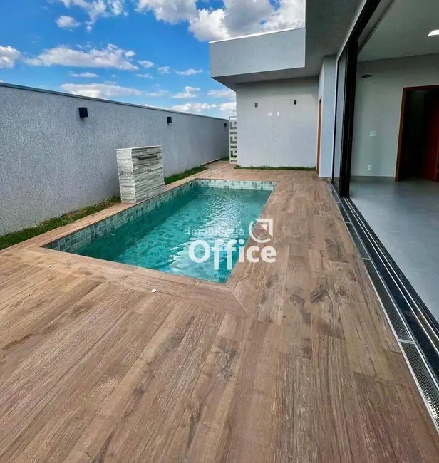 Foto 2 de Casa de Condomínio com 3 quartos à venda, 360m2 em Anapolis - GO