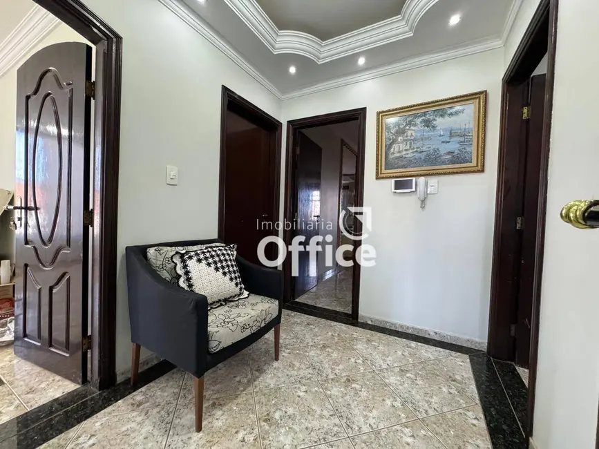 Foto 5 de Sobrado com 4 quartos à venda, 360m2 em Alvorada, Anapolis - GO