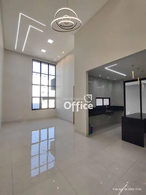 Casa com 3 quartos à venda, 250m2 em Cidade Jardim, Anapolis - GO - imagem 1 Foto 1 de Casa com 3 quartos à venda, 250m2 em Cidade Jardim, Anapolis - GO