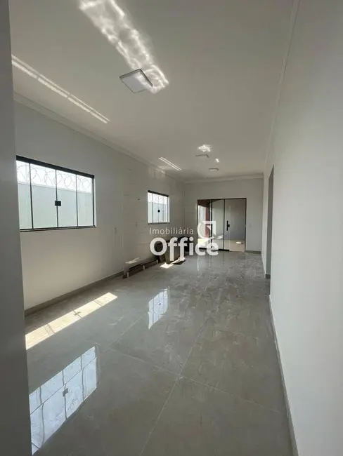 Foto 3 de Casa com 3 quartos à venda, 200m2 em Residencial Cidade Industrial, Anapolis - GO