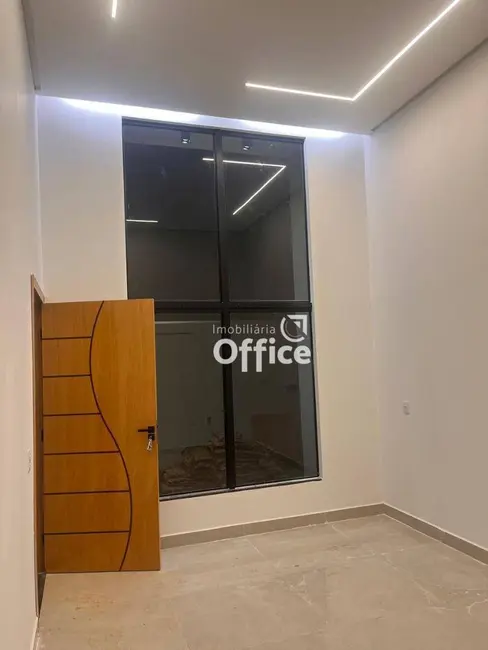 Foto 4 de Casa com 3 quartos à venda, 200m2 em Residencial Cidade Industrial, Anapolis - GO
