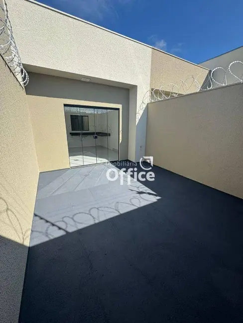 Foto 2 de Casa com 3 quartos à venda, 100m2 em Anapolis - GO