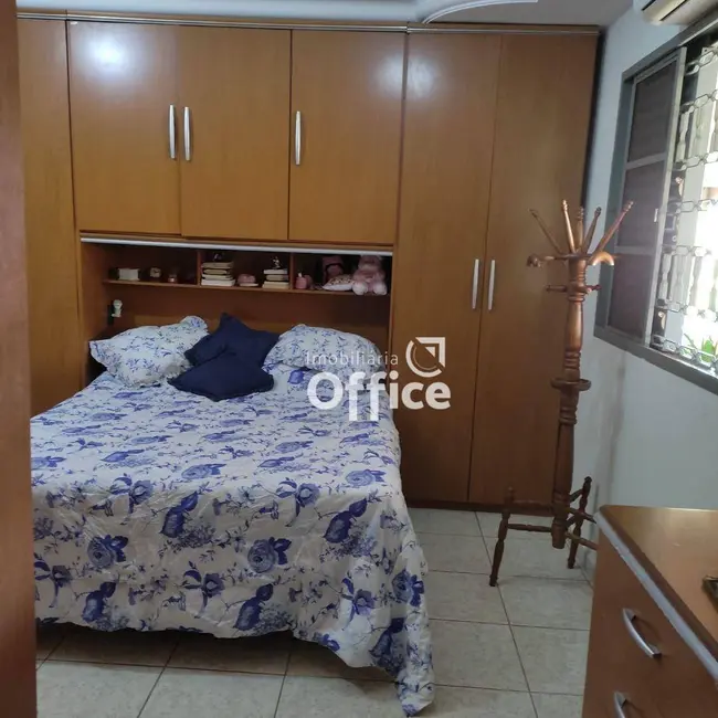 Casa com 3 quartos à venda, 600m2 em Parque Brasília 2ª Etapa, Anapolis - GO - imagem 7 Foto 7 de Casa com 3 quartos à venda, 600m2 em Parque Brasília 2ª Etapa, Anapolis - GO