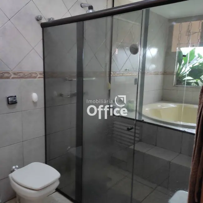 Casa com 3 quartos à venda, 600m2 em Parque Brasília 2ª Etapa, Anapolis - GO - imagem 9 Foto 9 de Casa com 3 quartos à venda, 600m2 em Parque Brasília 2ª Etapa, Anapolis - GO