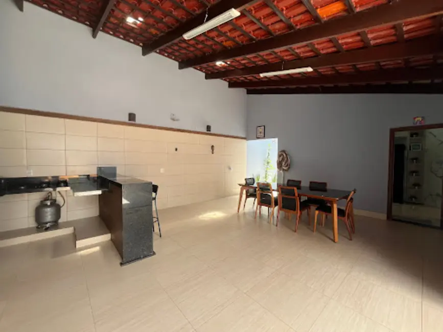 Foto 3 de Casa com 3 quartos à venda, 360m2 em Anápolis City, Anapolis - GO